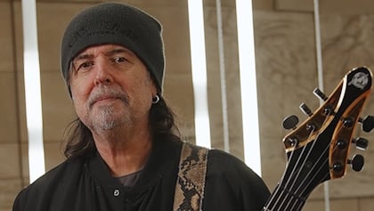 MOTÖRHEAD Guitarist PHIL CAMPBELL: 'There'll Never Be Another One Like LEMMY'