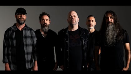 FINGER ELEVEN Members Discuss Escape Rooms, Gaming, Hockey And Collecting Unusual Keepsakes